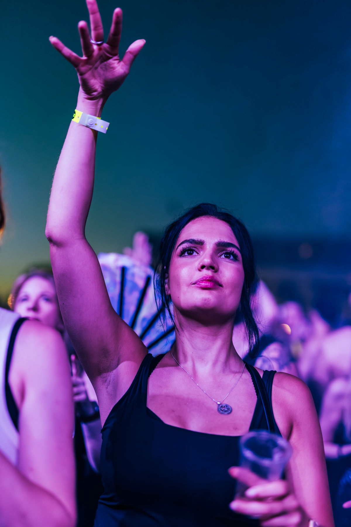 Loading... just a sec